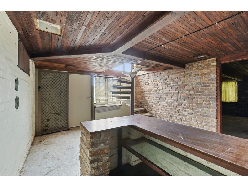 64 Wassell Street, Wynnum QLD 4178