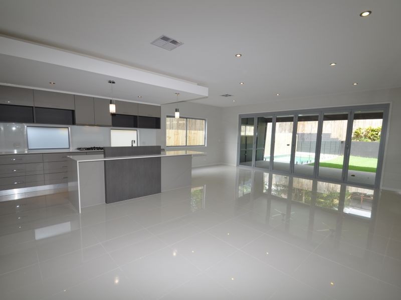 116 Pine Street, Wynnum QLD 4178