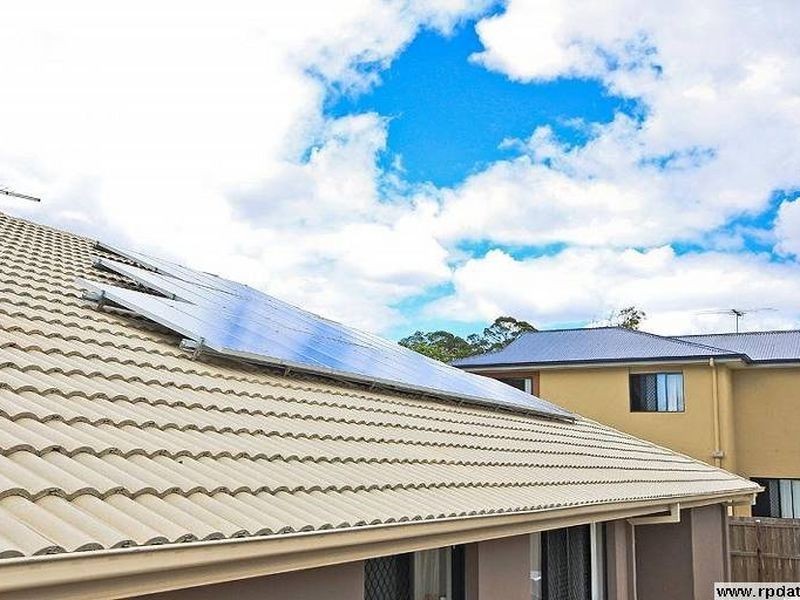 1 Peregian Close, Manly West QLD 4179