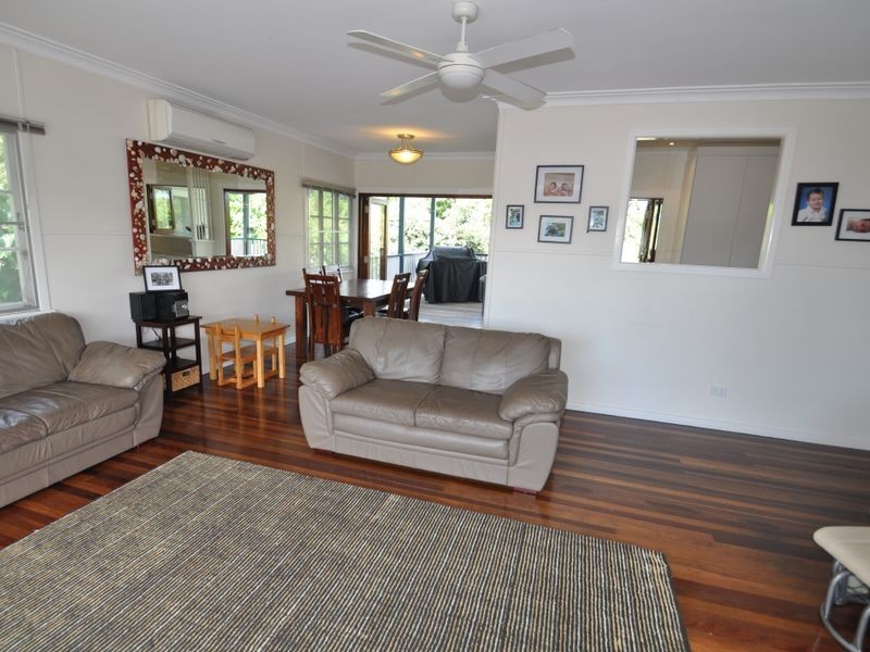 40 Wilde Street, Wynnum QLD 4178