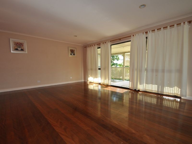 31 Natasha St, Wynnum West QLD 4178