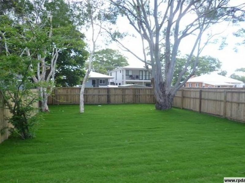 22 Lucy St, Thorneside QLD 4158