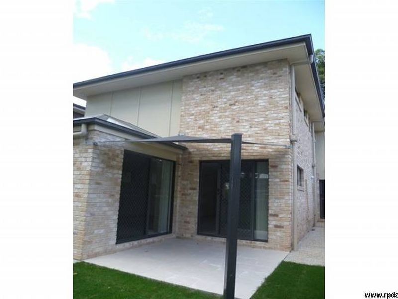 22 Lucy St, Thorneside QLD 4158