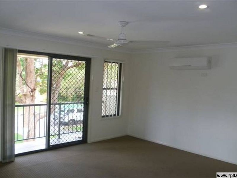 22 Lucy St, Thorneside QLD 4158