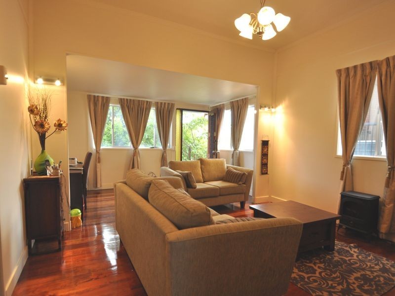 92 Boswell Tce, Manly QLD 4179