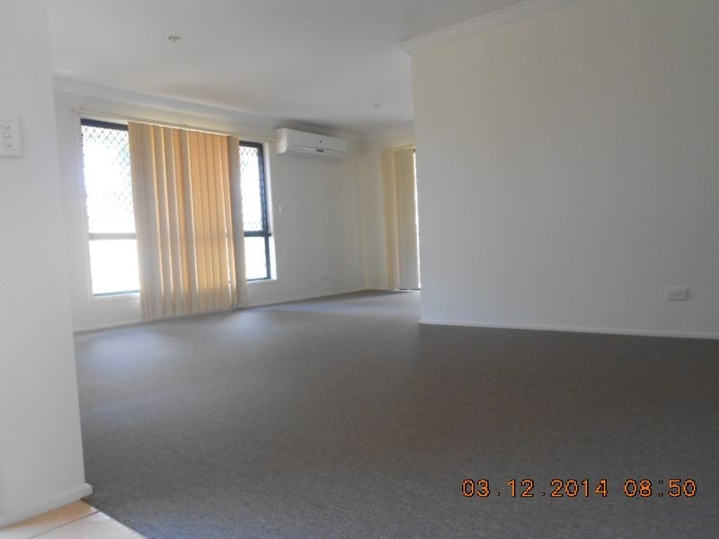11 Holland Crescent, Wynnum QLD 4178