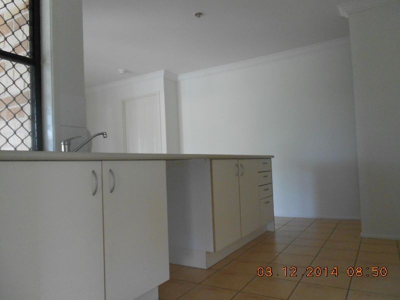 11 Holland Crescent, Wynnum QLD 4178