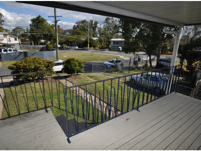 6 Cabanda Street, Wynnum West QLD 4178