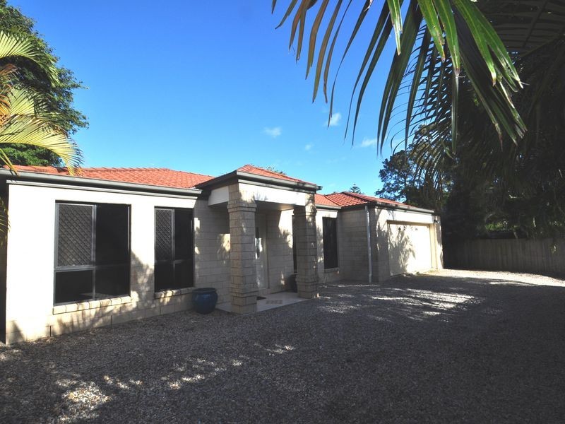 33 Thomas Street, Wynnum QLD 4178