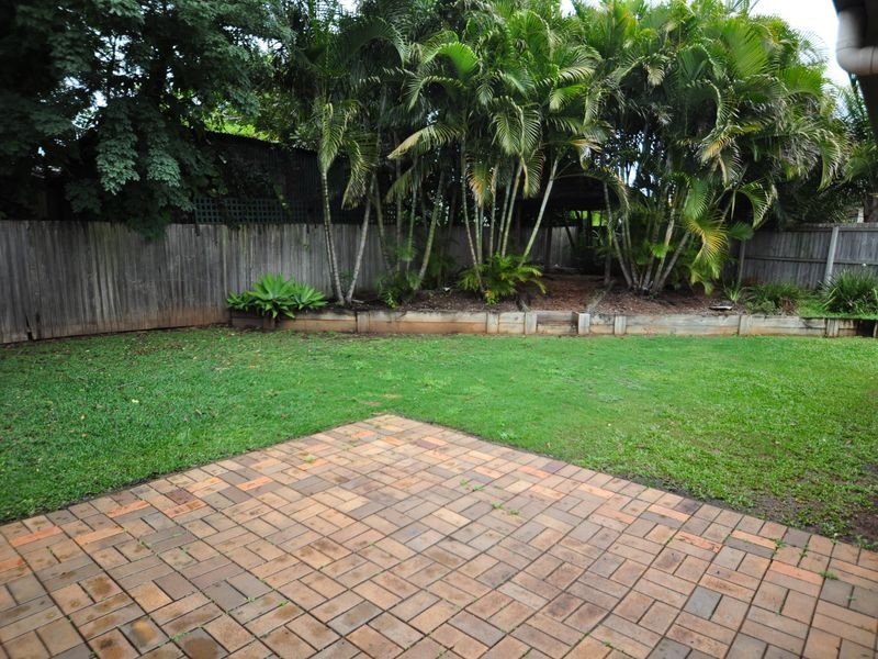 33 Thomas Street, Wynnum QLD 4178