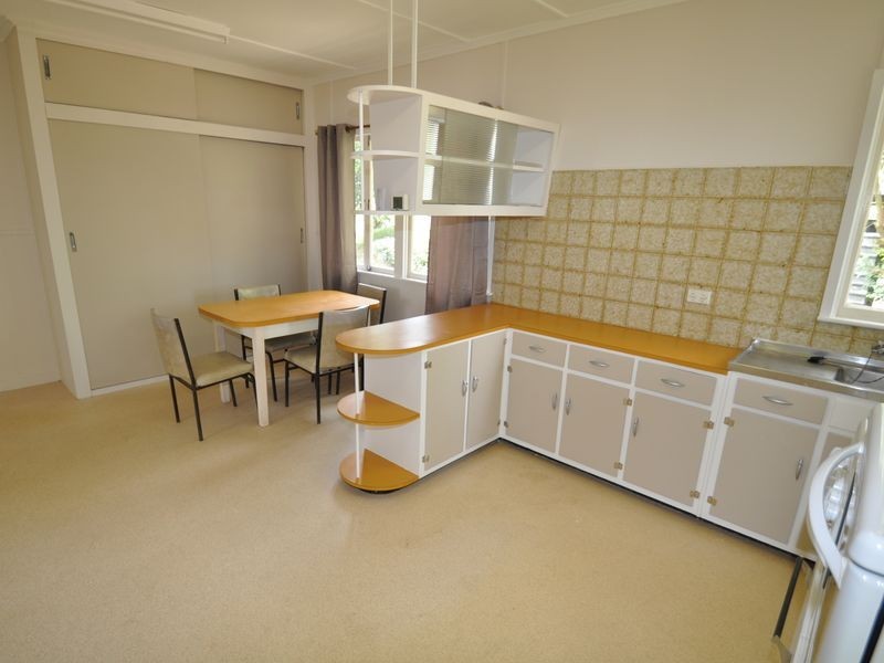 6 Leory Street, Manly West QLD 4179