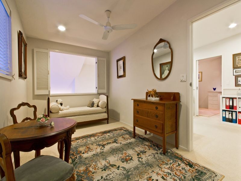 52 Wellington St, Manly QLD 4179