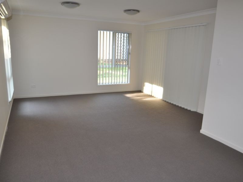 1/223B Preston Road, Wynnum West QLD 4178