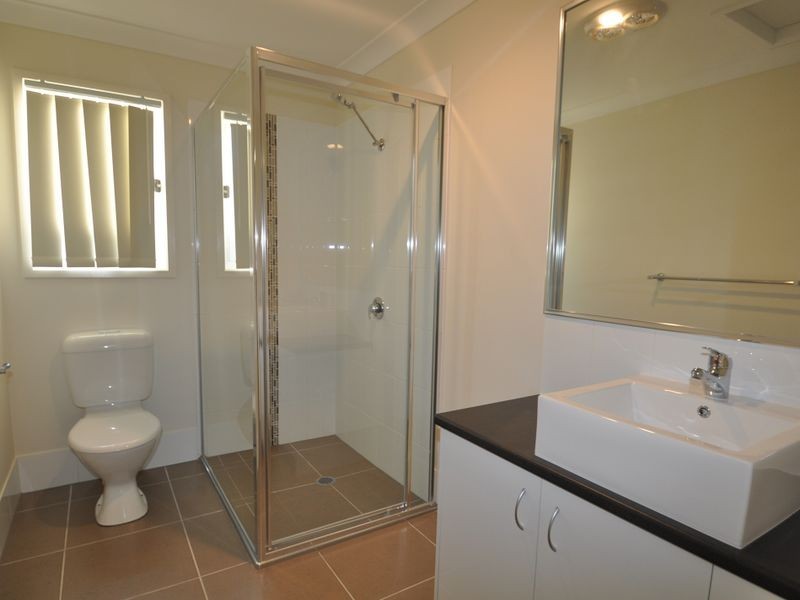 1/223B Preston Road, Wynnum West QLD 4178