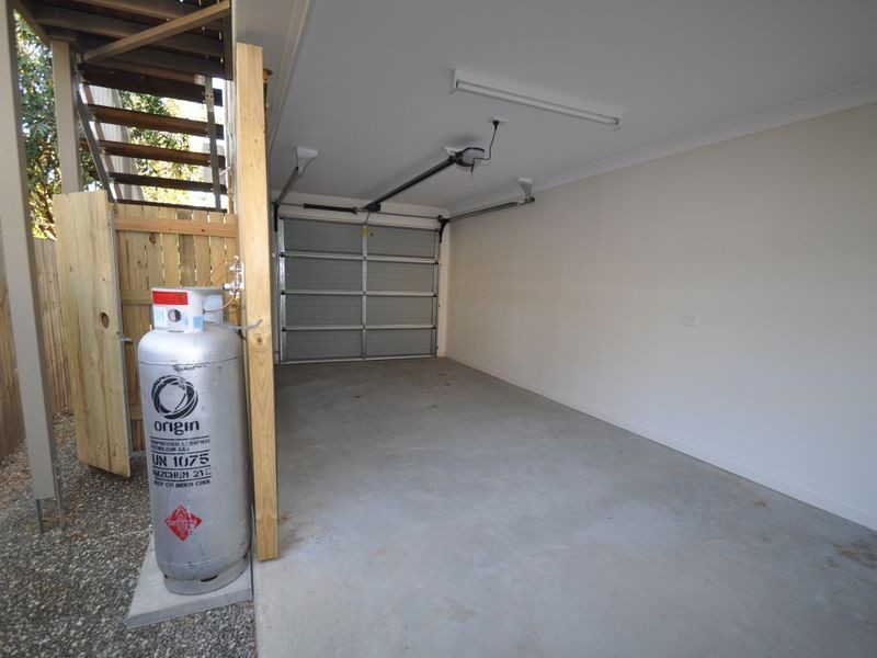 2/223B Preston Road, Wynnum West QLD 4178