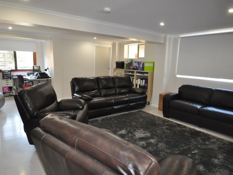 23 Yaringa St, Manly West QLD 4179