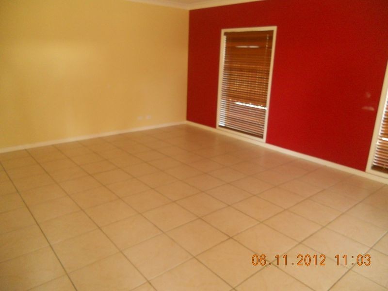 18 Herswell Ave, Wynnum West QLD 4178