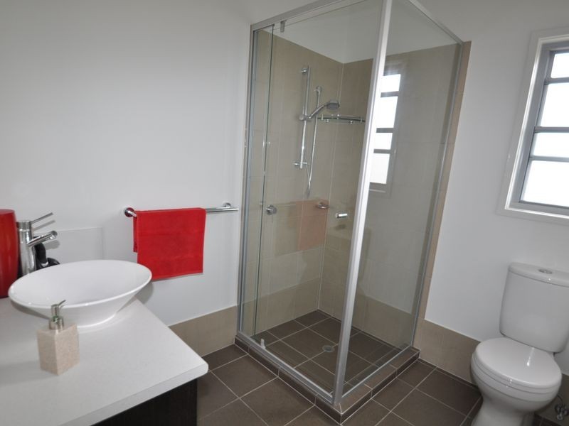 96 Stratton Tce, Manly QLD 4179