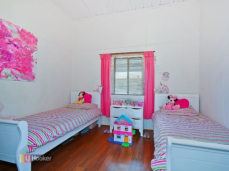 40 Berrimilla Street, Manly West QLD 4179