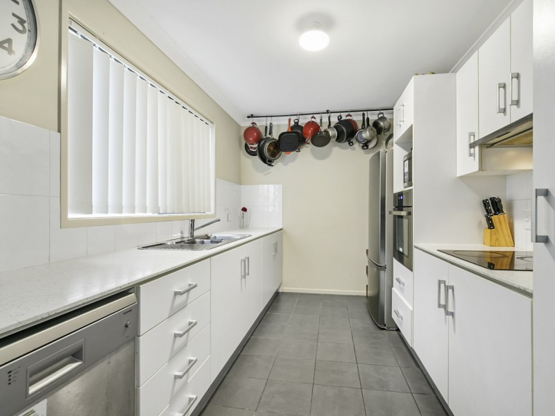 4 Ulagree Street, Wynnum West QLD 4178