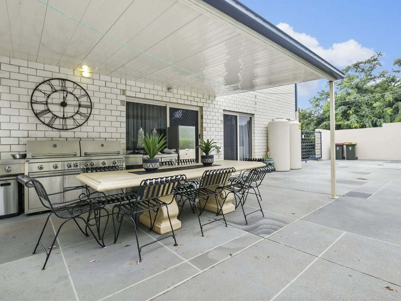 4 Ulagree Street, Wynnum West QLD 4178