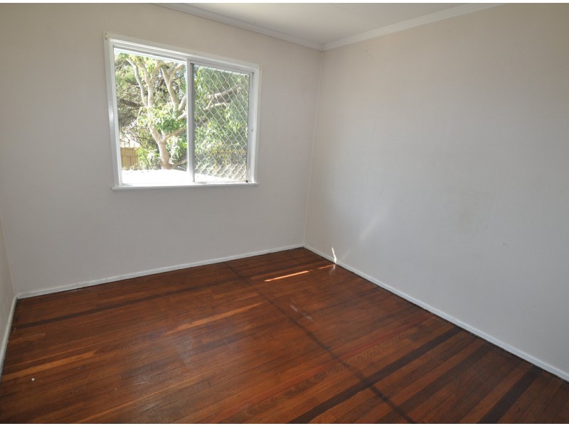 6 Cabanda Street, Wynnum West QLD 4178