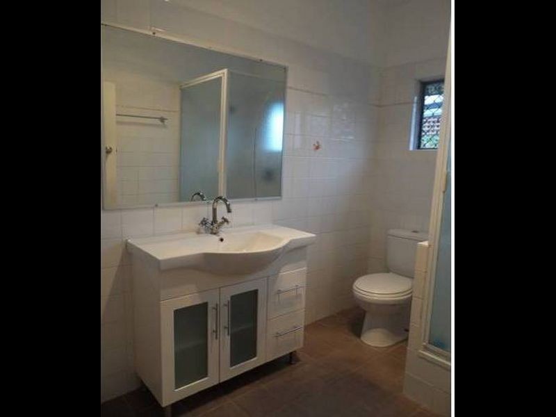 141 Selina St, Wynnum QLD 4178