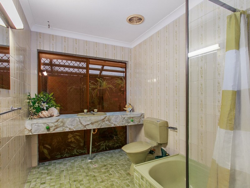 148 West Ave, Wynnum QLD 4178