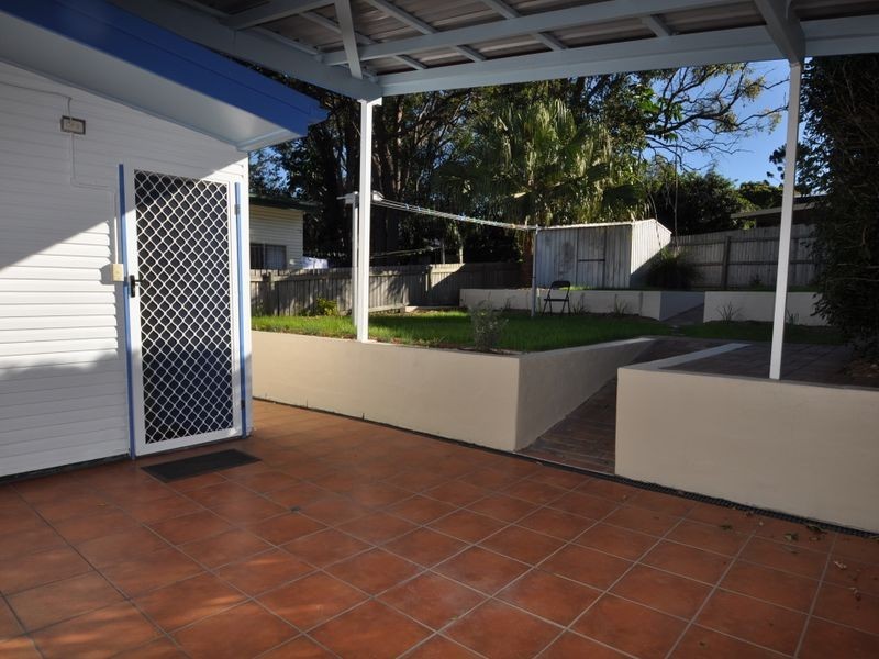 307 Whites Rd, Lota QLD 4179