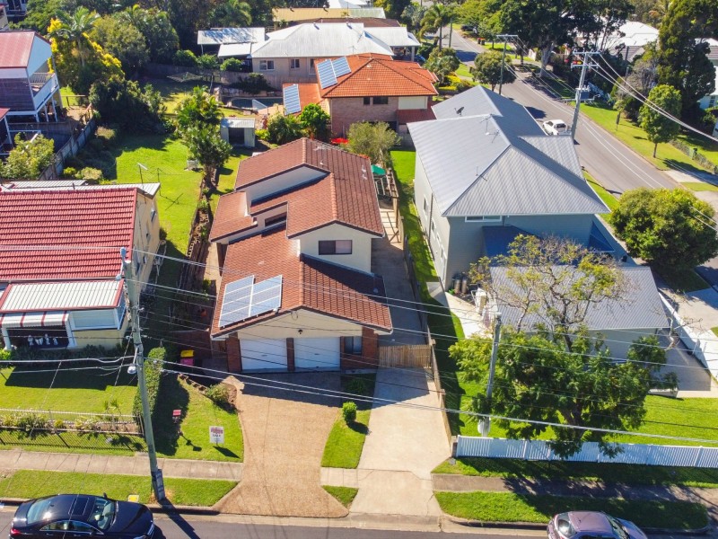 12 Whites Road, Manly West QLD 4179