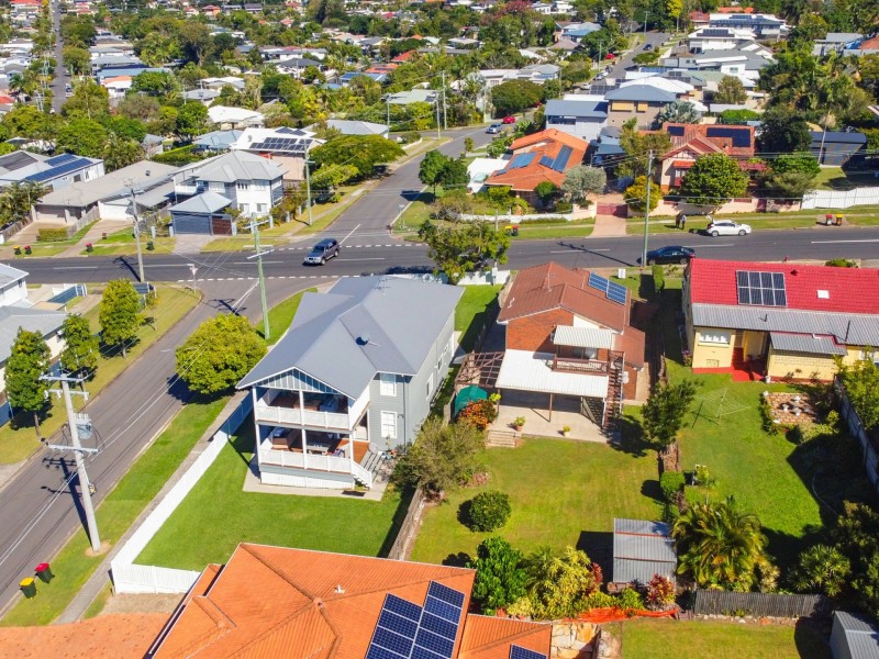 12 Whites Road, Manly West QLD 4179