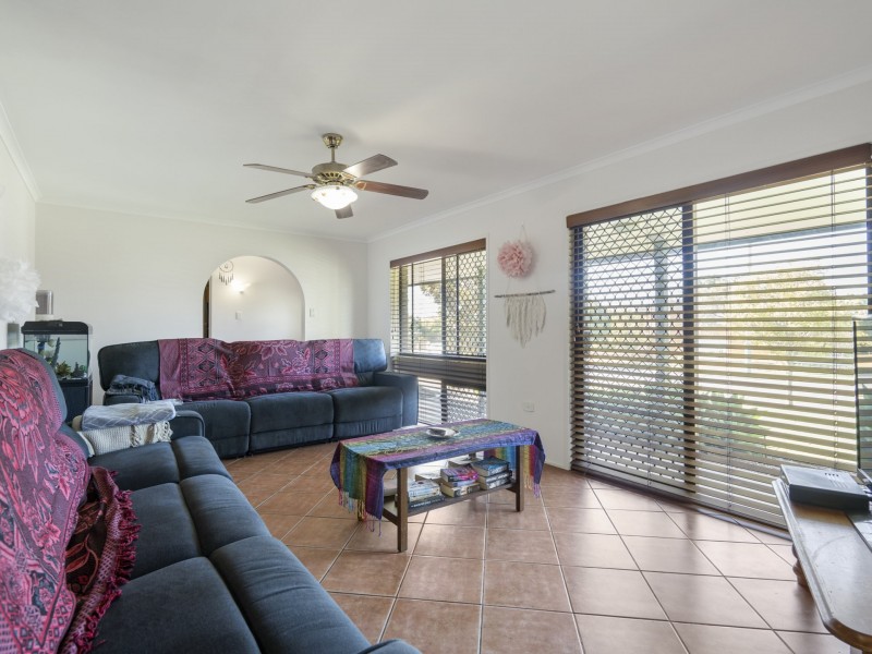 33 Gateway Street, Wynnum West QLD 4178