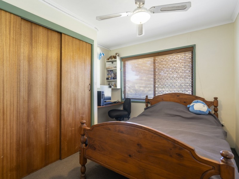 33 Gateway Street, Wynnum West QLD 4178