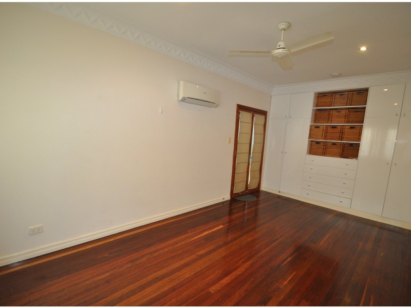 22 Benalla St, Manly QLD 4179