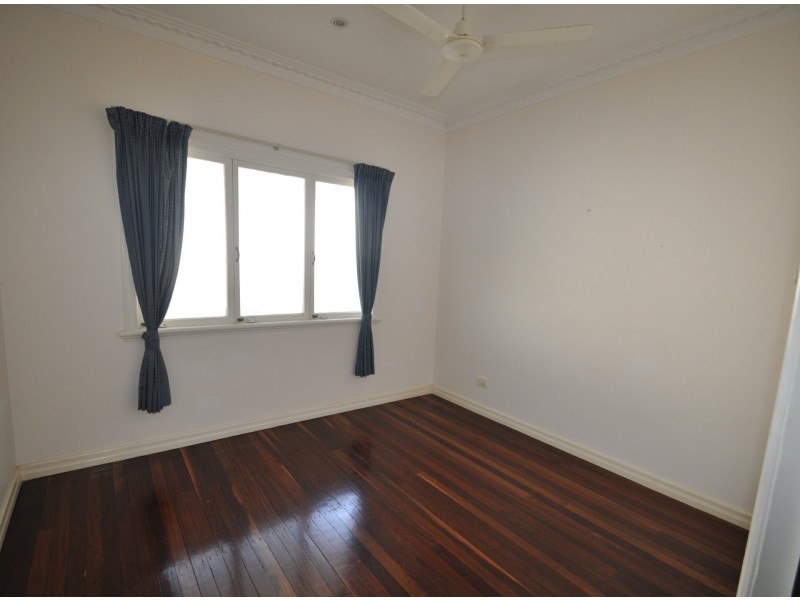 22 Benalla St, Manly QLD 4179