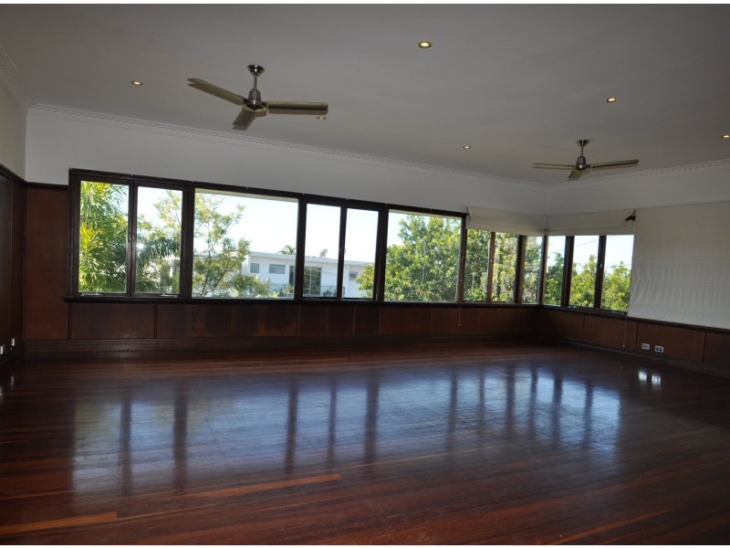 22 Benalla St, Manly QLD 4179