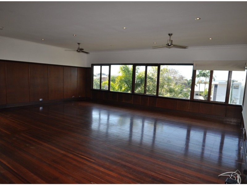 22 Benalla St, Manly QLD 4179