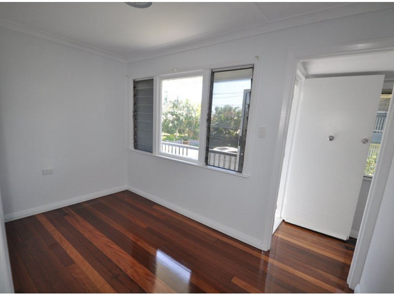 76 Penfold Parade, Wynnum QLD 4178