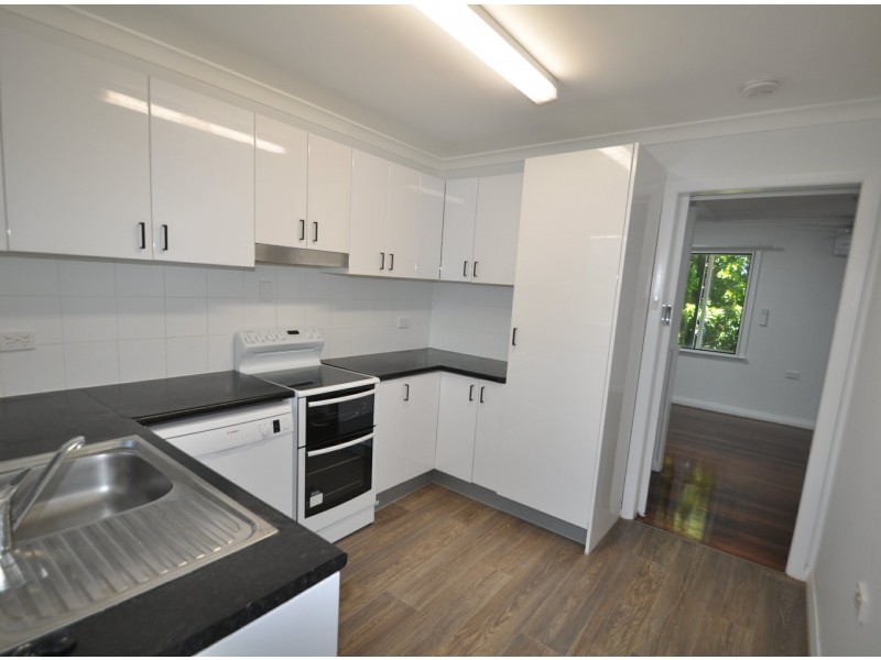 76 Penfold Parade, Wynnum QLD 4178