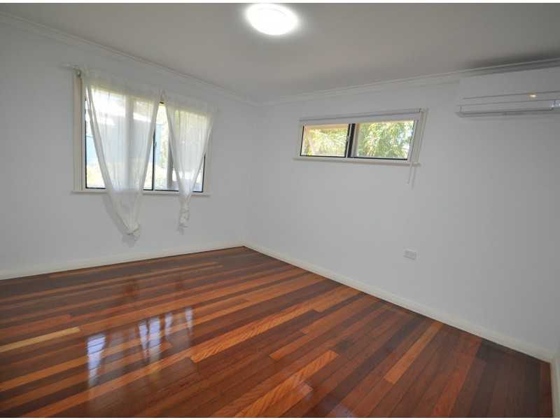 76 Penfold Parade, Wynnum QLD 4178