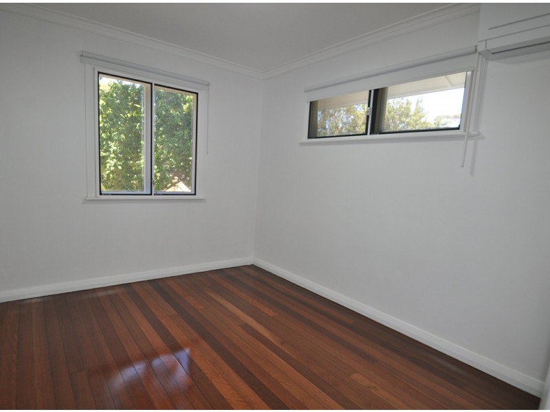 76 Penfold Parade, Wynnum QLD 4178