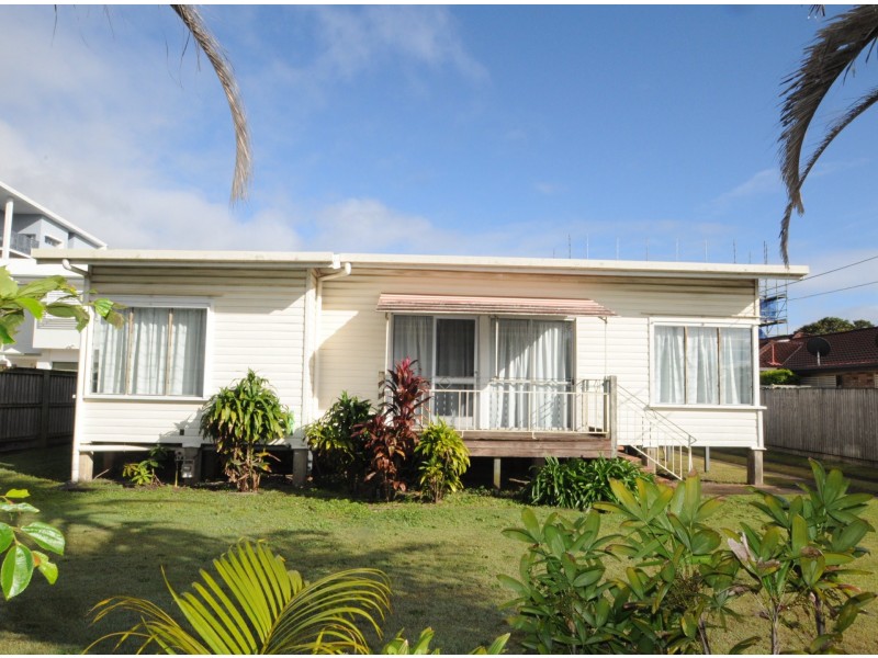 11 Drayton Tce, Wynnum QLD 4178