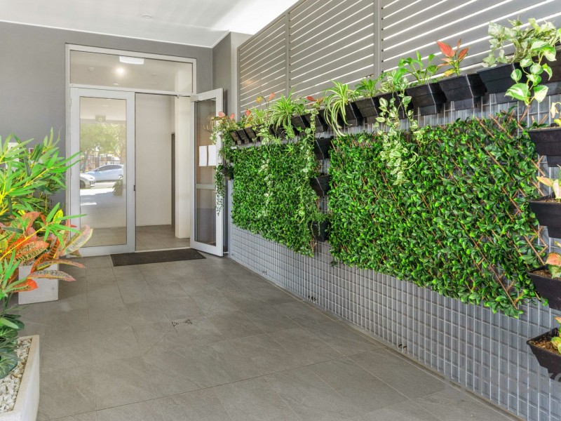 17/77 Chestnut Street, Wynnum QLD 4178