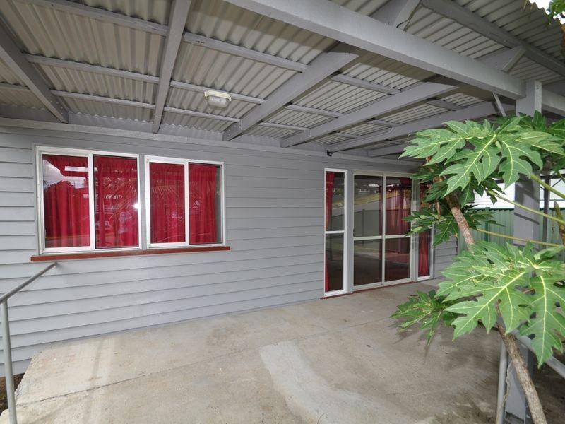 6 Crown St, Wynnum QLD 4178