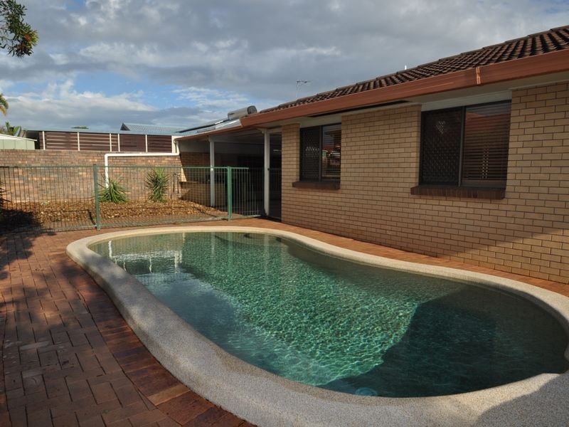 17 Tarwhine Street, Manly West QLD 4179