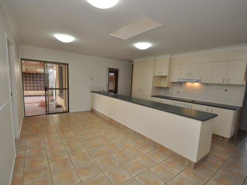 17 Tarwhine Street, Manly West QLD 4179