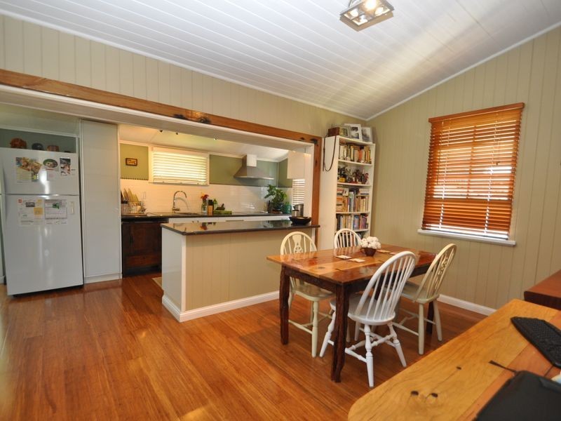 10 Elm St, Wynnum QLD 4178