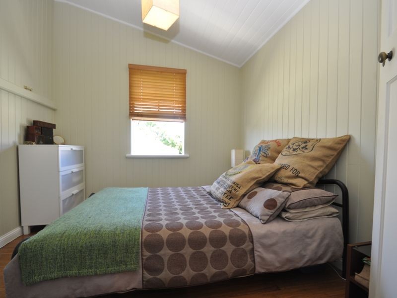 10 Elm St, Wynnum QLD 4178