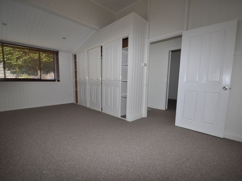 45 Benalla Street, Manly QLD 4179