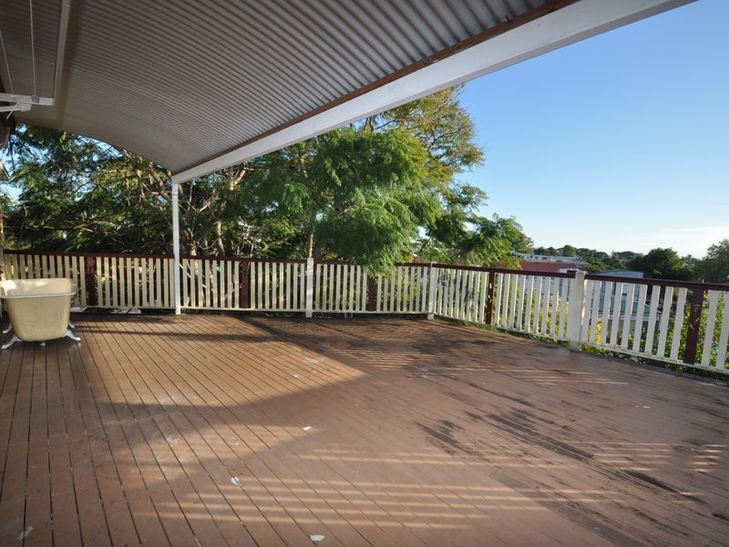 45 Benalla Street, Manly QLD 4179